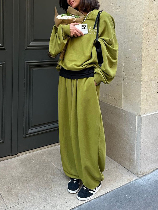 Pullover Sweatshirt & Pants Set