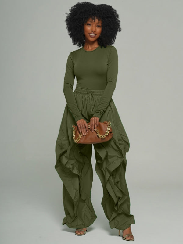 Solid Tee & Frilled Pants Set