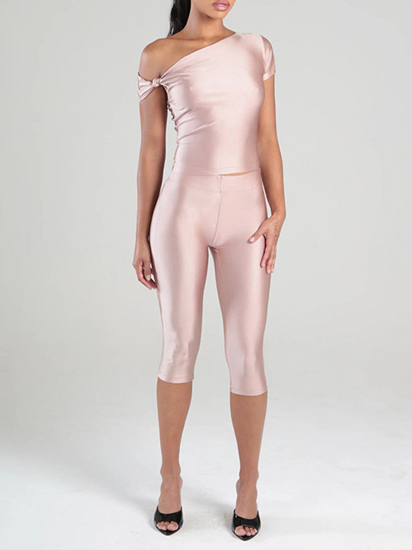 Solid Boat-Neck Top & Capri Pants Set