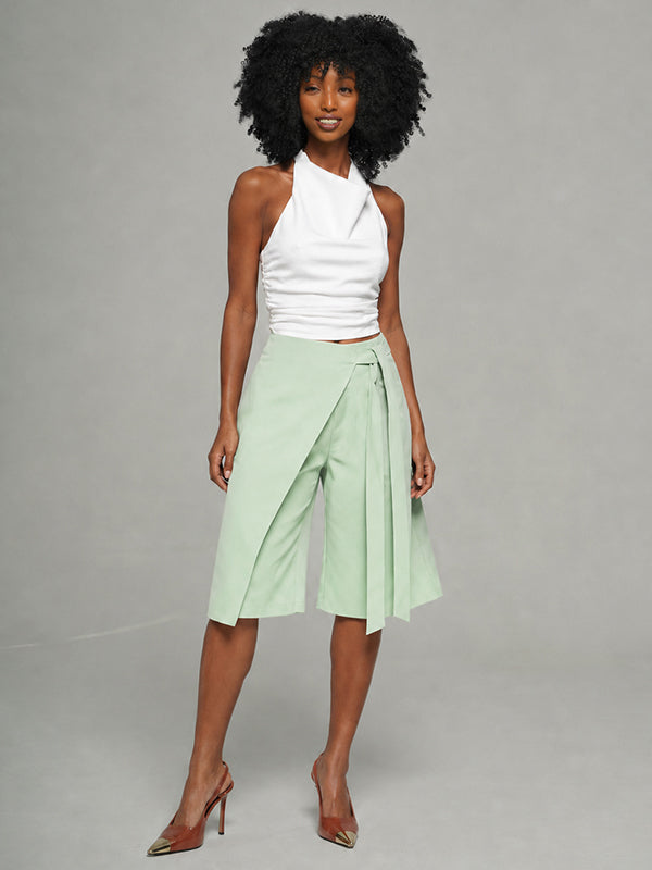 Solid Tied Bermuda Shorts